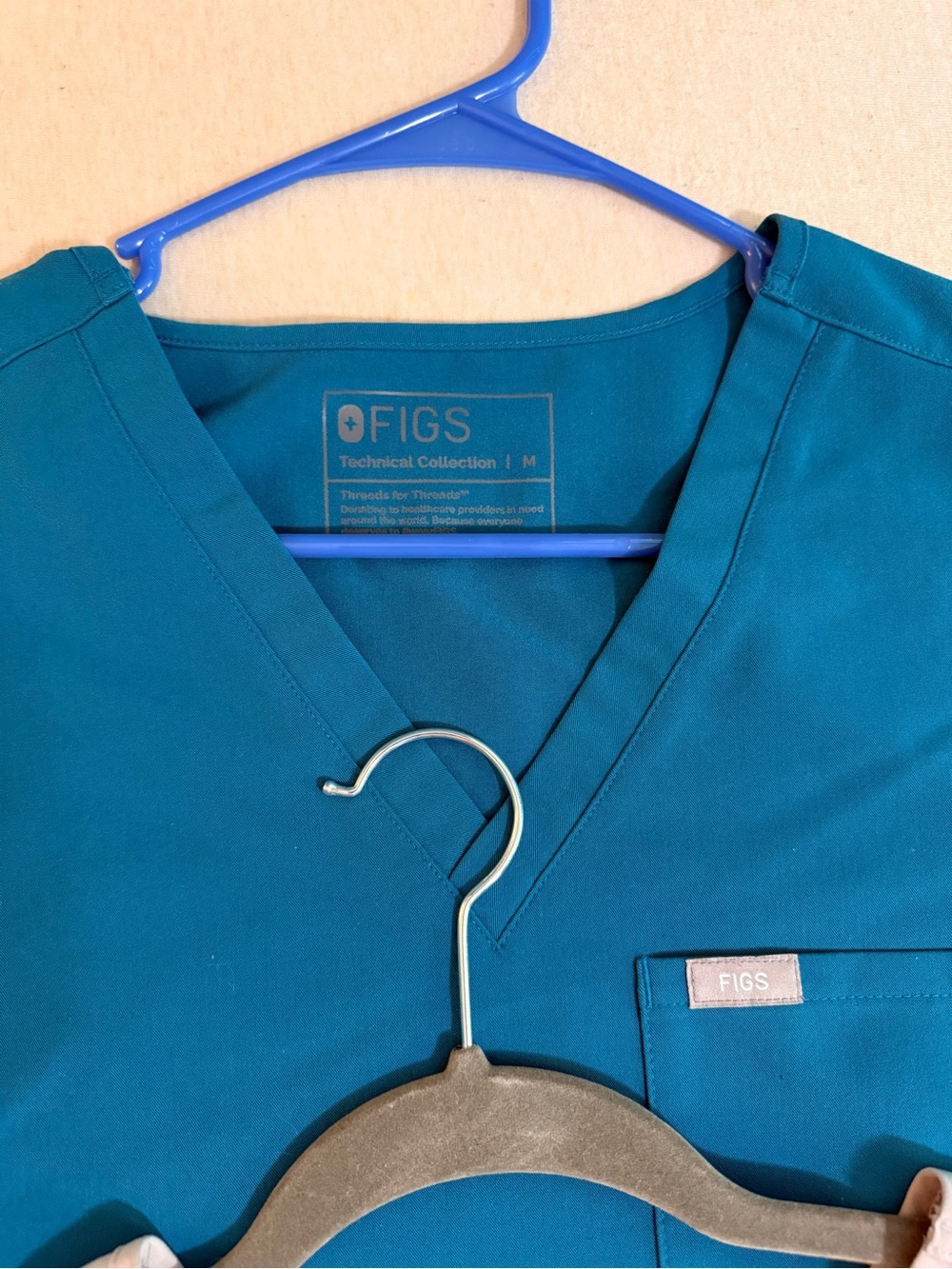 Figs Short Sleeve Scrub Tops & Pants Set - Teal, Coral, Mauve, Gray - Picture 9 of 9